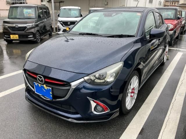 MAZDA DEMIO 2014 Image 31