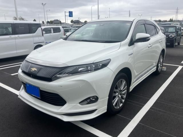 TOYOTA HARRIER HYBRID 2016 Image 31