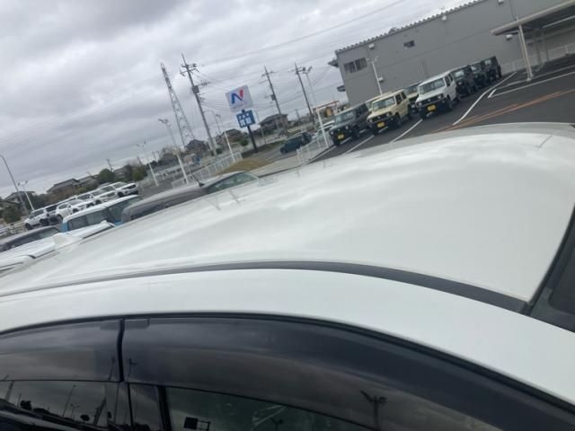 TOYOTA HARRIER HYBRID 2016 Image 31