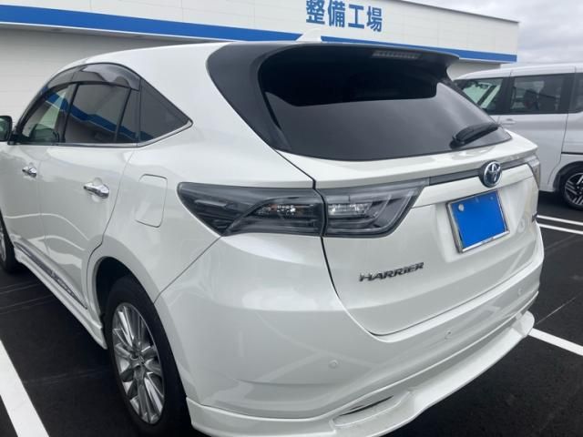 TOYOTA HARRIER HYBRID 2016 Image 31