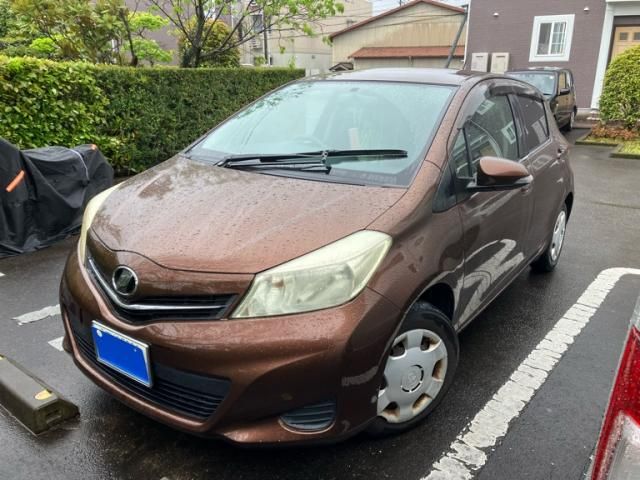 TOYOTA VITZ 2011 Image 31