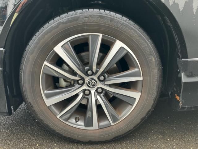 TOYOTA HARRIER 2WD 2023 Image 31