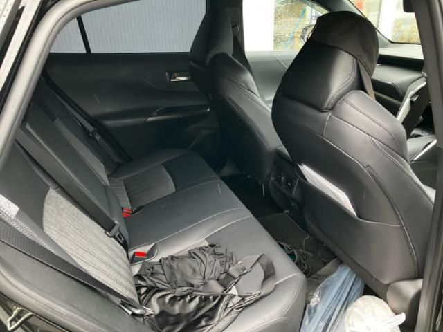 TOYOTA HARRIER 2WD 2023 Image 31