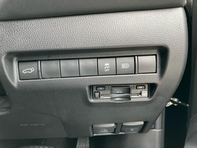 TOYOTA HARRIER 2WD 2023 Image 31