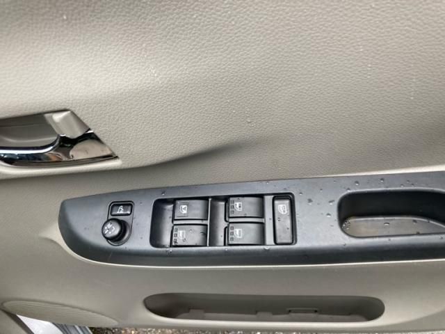 DAIHATSU MIRA E:S 2012 Image 31