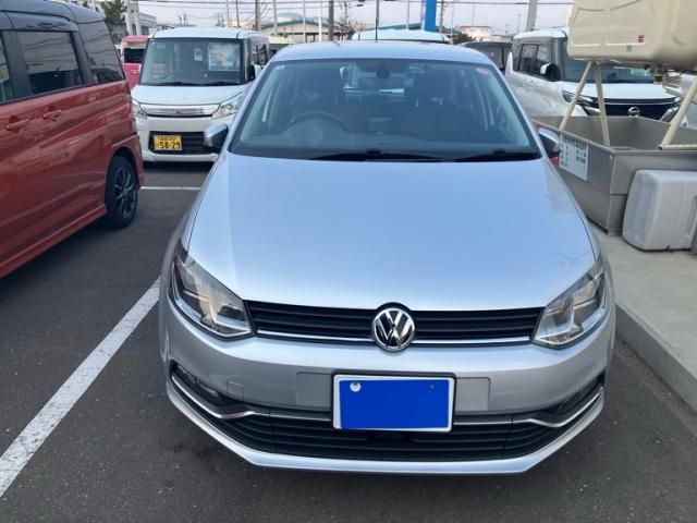 VOLKSWAGEN POLO 2016 Image 31