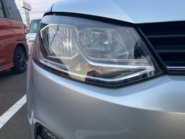 VOLKSWAGEN POLO 2016 Image 31