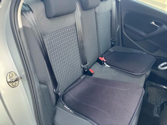 VOLKSWAGEN POLO 2016 Image 31