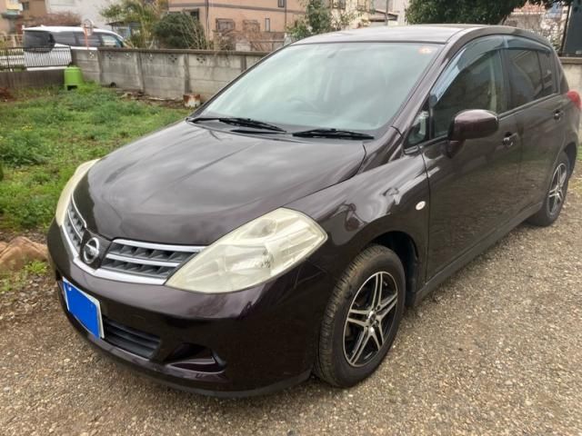 NISSAN TIIDA 2012 Image 31