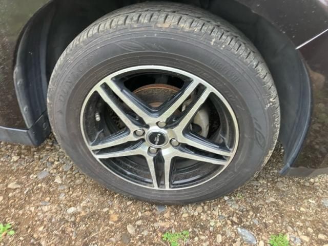 NISSAN TIIDA 2012 Image 31