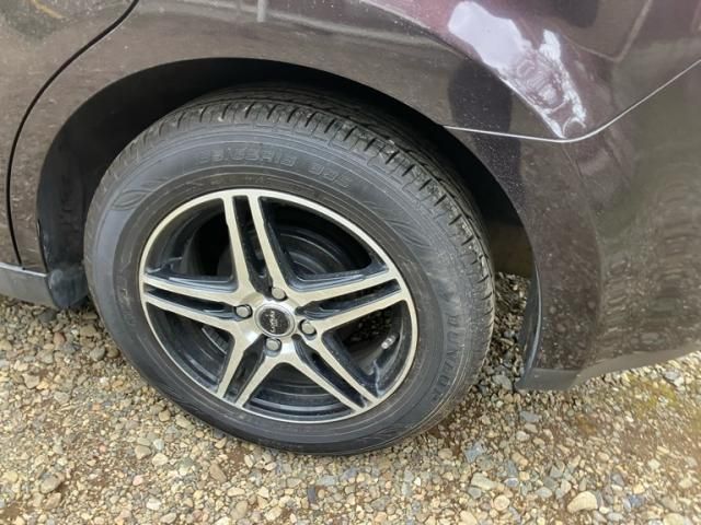 NISSAN TIIDA 2012 Image 31