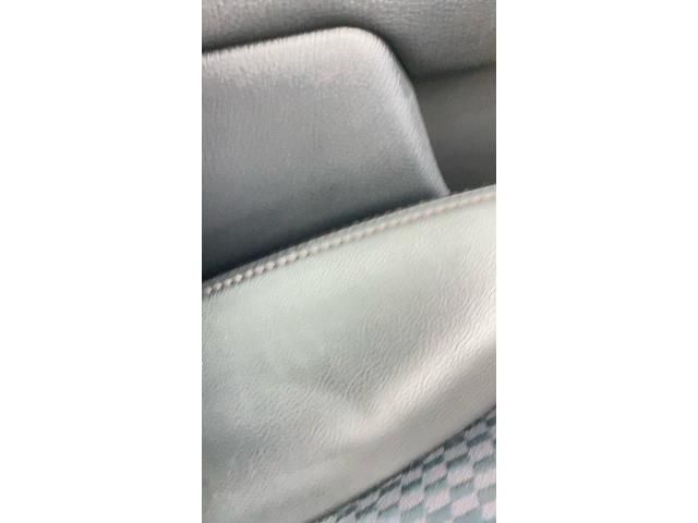 NISSAN TIIDA 2012 Image 31