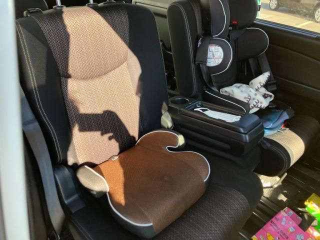 NISSAN SERENA  WG 4WD 2016 Image 31