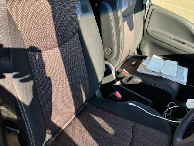 NISSAN SERENA  WG 4WD 2016 Image 31