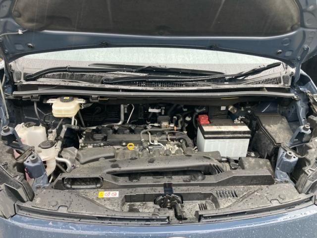 TOYOTA VOXY 2022 Image 31