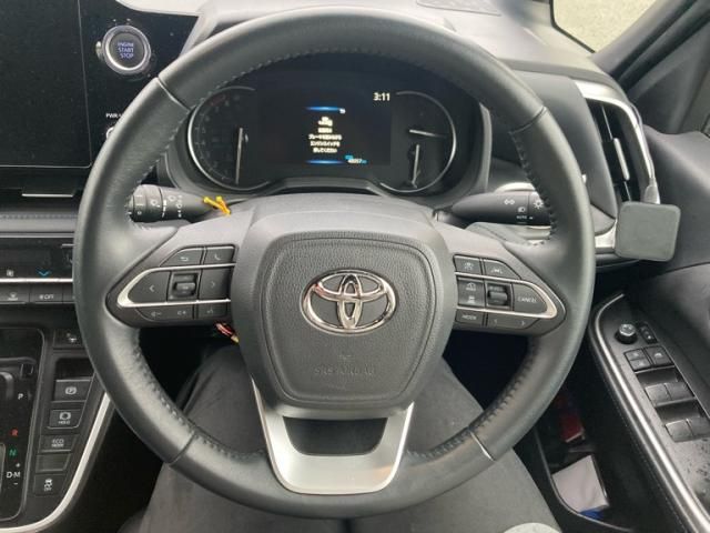 TOYOTA VOXY 2022 Image 31