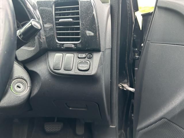 TOYOTA WISH 2005 Image 31