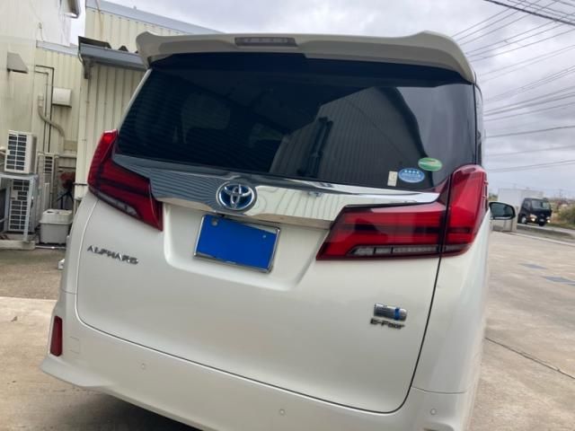TOYOTA ALPHARD HYBRID 4WD 2018 Image 31