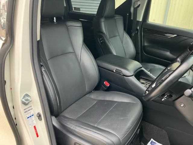 TOYOTA ALPHARD HYBRID 4WD 2018 Image 31