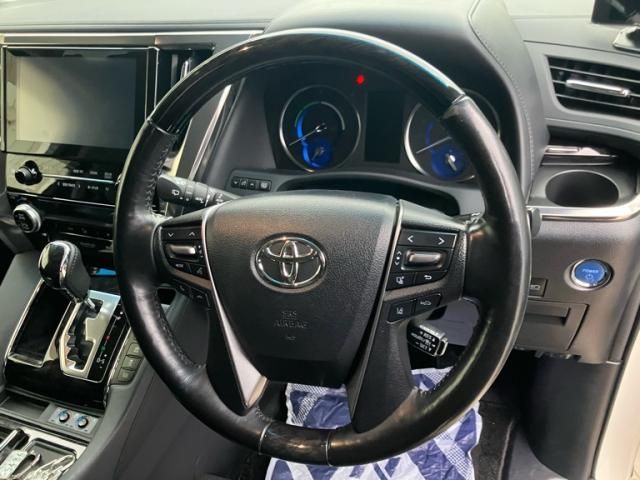 TOYOTA ALPHARD HYBRID 4WD 2018 Image 31
