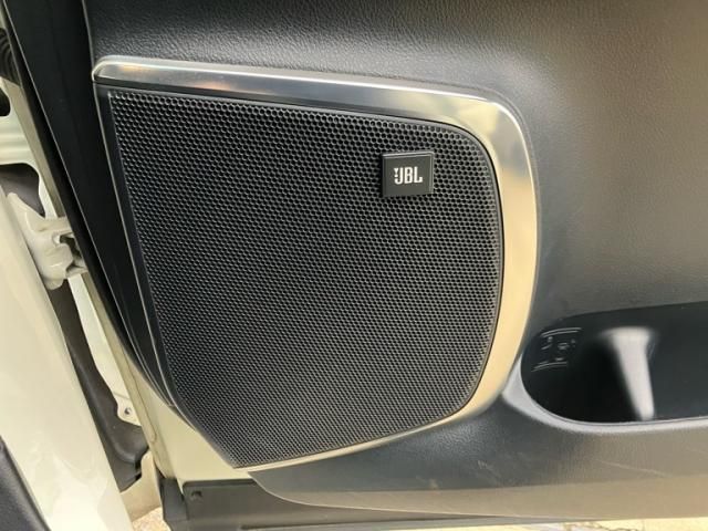 TOYOTA ALPHARD HYBRID 4WD 2018 Image 31