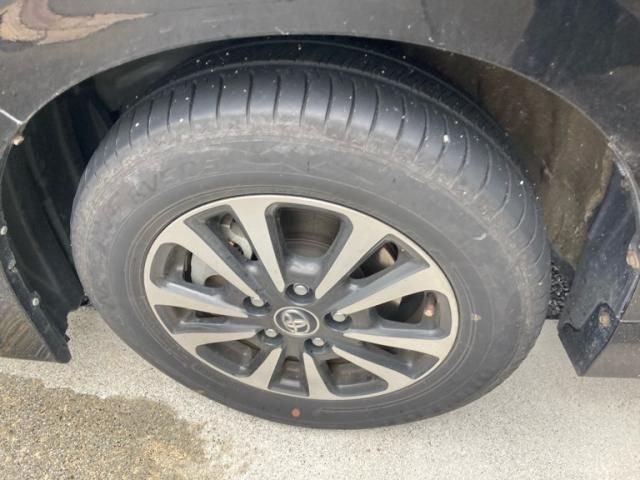 TOYOTA ESQUIRE HYBRID 2018 Image 31