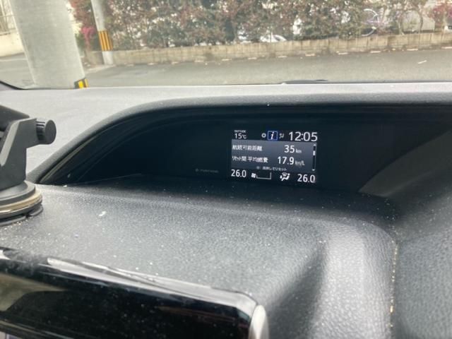 TOYOTA ESQUIRE HYBRID 2018 Image 31