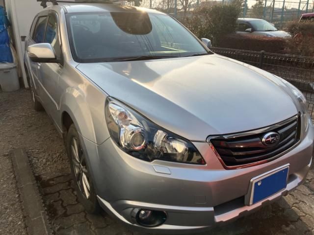 SUBARU LEGACY OUTBACK 2011 Image 31