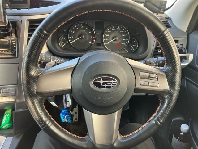 SUBARU LEGACY OUTBACK 2011 Image 31