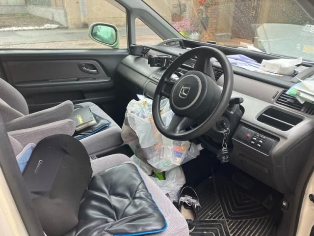 HONDA STEPWAGON 2006 Image 31