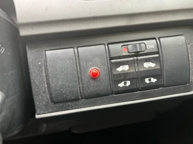 HONDA STEPWAGON 2006 Image 31