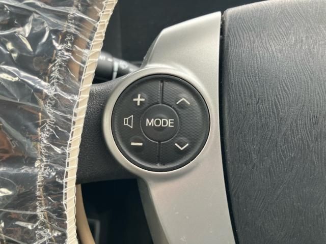 TOYOTA AQUA 2012 Image 31