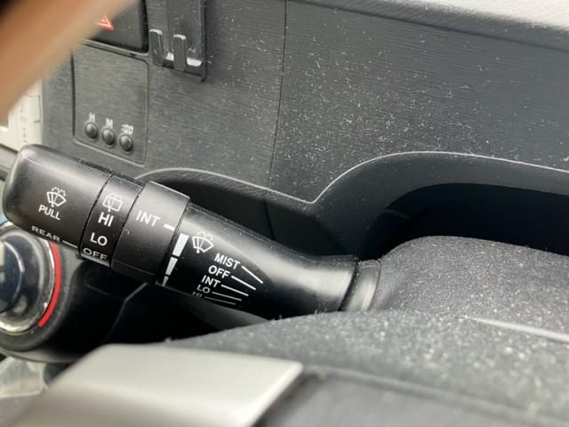 TOYOTA AQUA 2012 Image 31