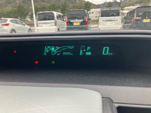 TOYOTA AQUA 2012 Image 31