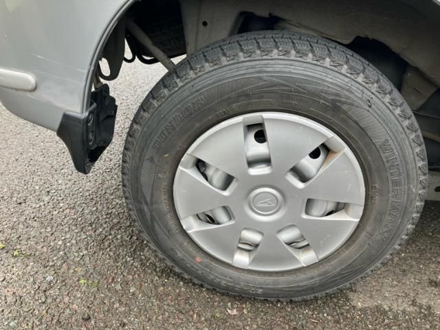 DAIHATSU HIJET CARGO 4WD 2015 Image 31