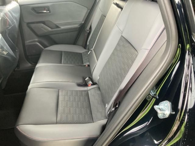 TOYOTA RAV4 HYBRID 4WD 2026 Image 31