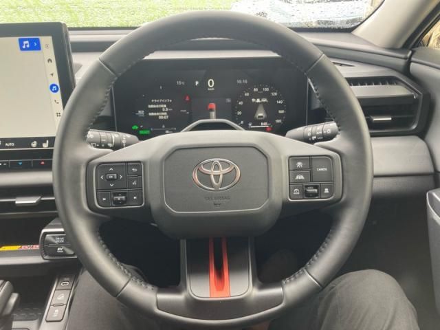 TOYOTA RAV4 HYBRID 4WD 2026 Image 31