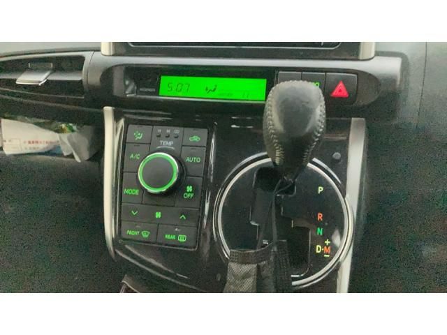 TOYOTA WISH 2013 Image 31