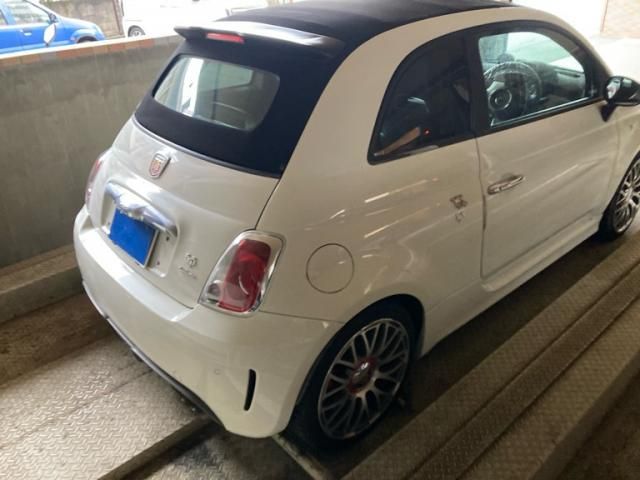 FIAT ABARTH 595C 2015 Image 31