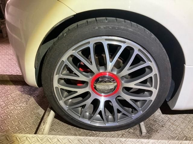 FIAT ABARTH 595C 2015 Image 31