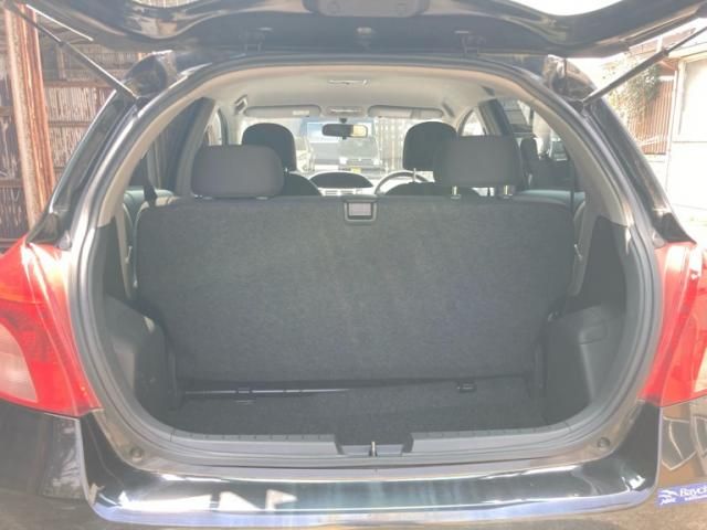 TOYOTA VITZ 2005 Image 31