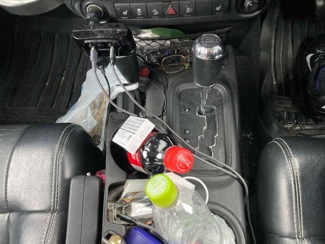 JEEP WRANGLER UNLIMI 2012 Image 31