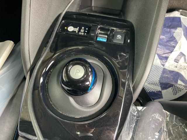 NISSAN LEAF 2021 Image 31