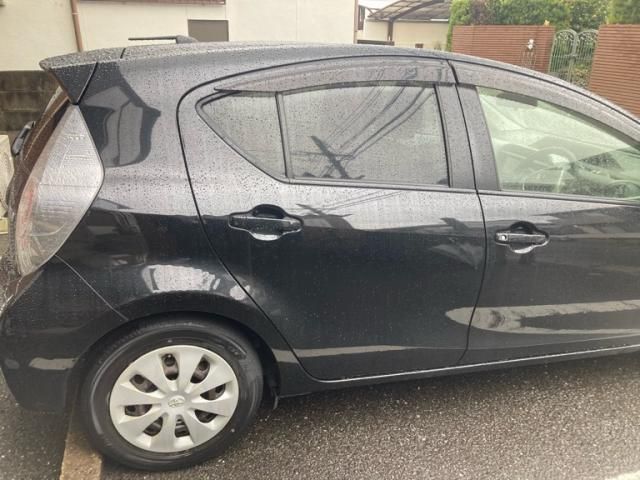 TOYOTA AQUA 2012 Image 31