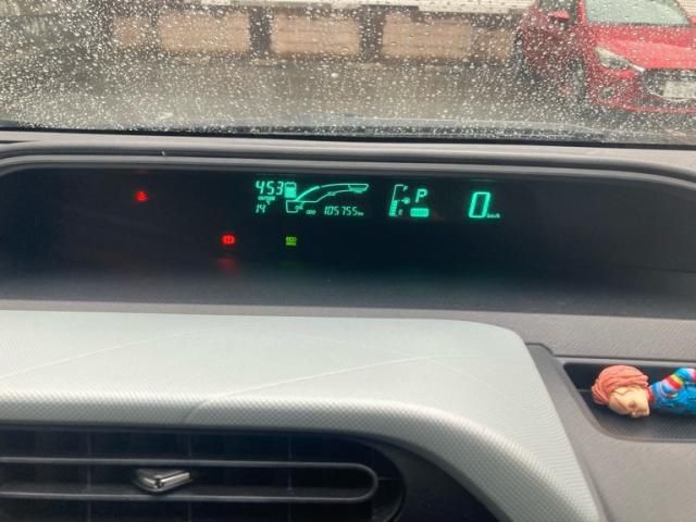 TOYOTA AQUA 2012 Image 31