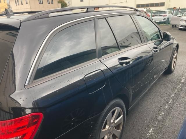 MERCEDES BENZ C CLAS 2012 Image 31