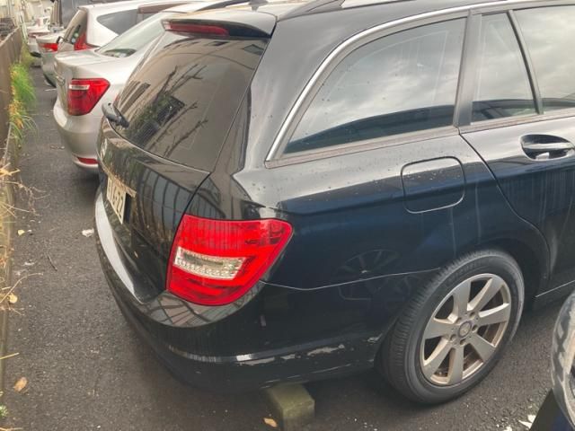 MERCEDES BENZ C CLAS 2012 Image 31