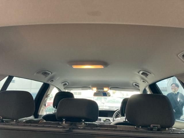 MERCEDES BENZ C CLAS 2012 Image 31