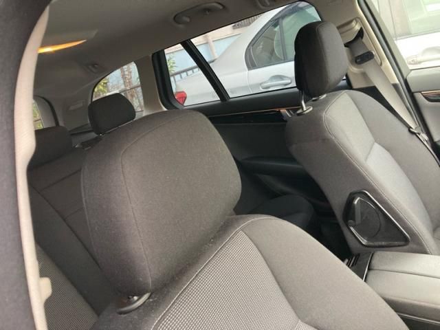 MERCEDES BENZ C CLAS 2012 Image 31