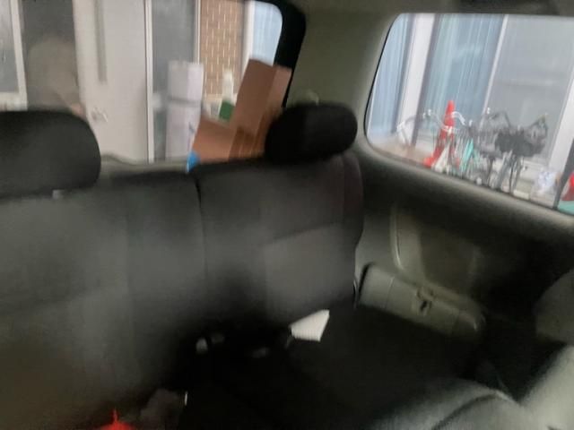 TOYOTA VOXY 2006 Image 31